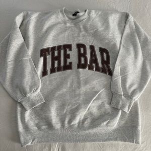 VARSITY SWEATSHIRT LT HEATHER GREY/CHOCOLATE